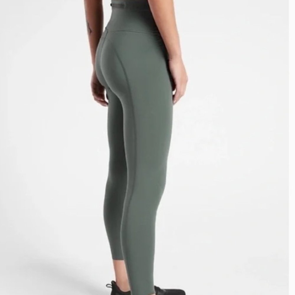 Athleta Accelerate Running Leggings Bali Green 7/8 Tight